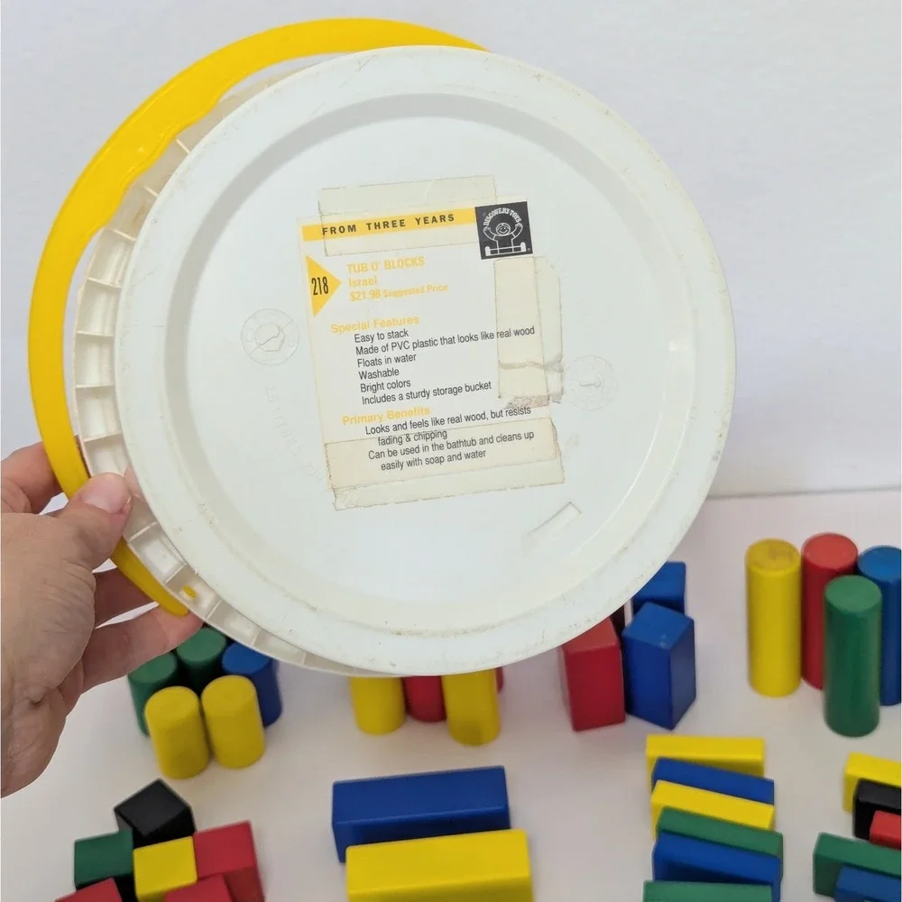 Vtg Discovery Toys Tub O' Blocks Multi-Color 67pc Build Stack Float w/Bucket